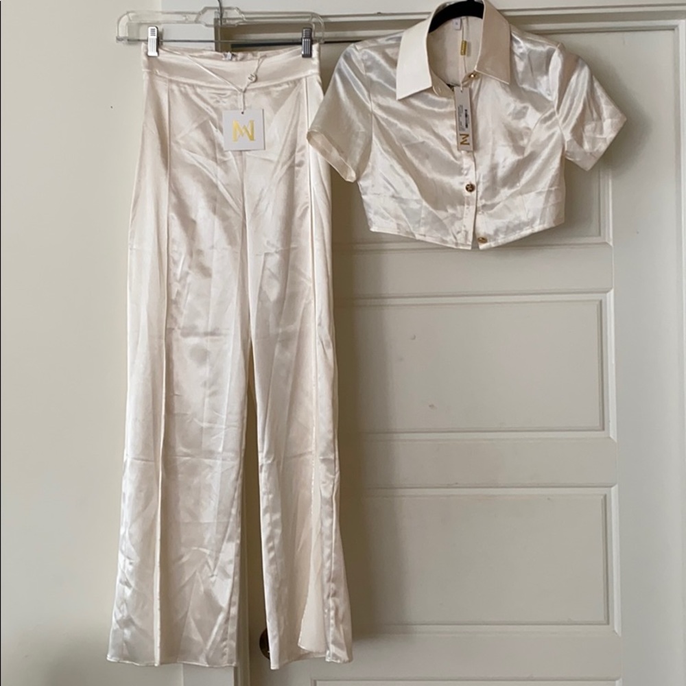 NWT meshki outfit